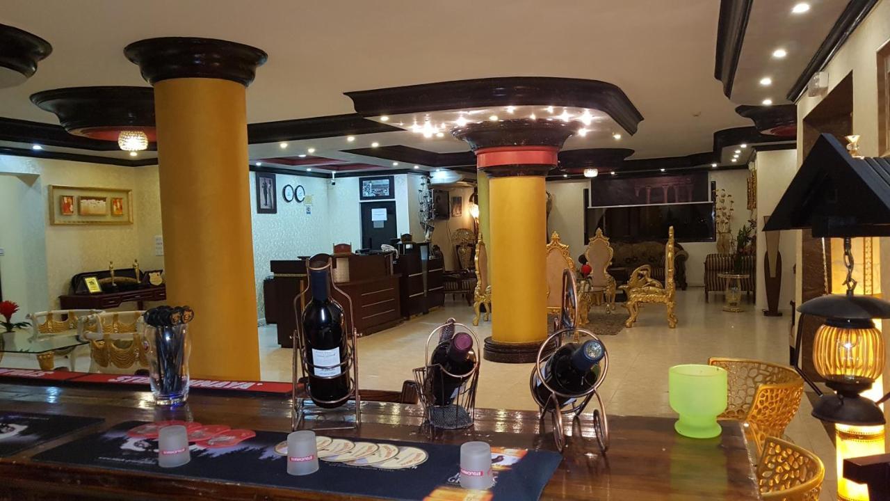 Oscar Hotel Petra ワディ・ムーサ エクステリア 写真