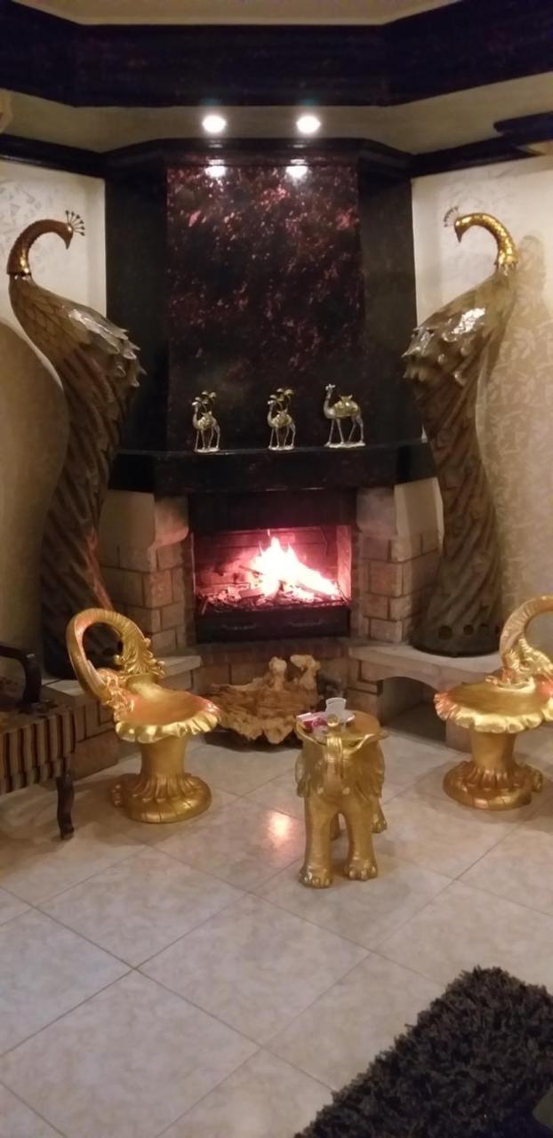 Oscar Hotel Petra ワディ・ムーサ エクステリア 写真